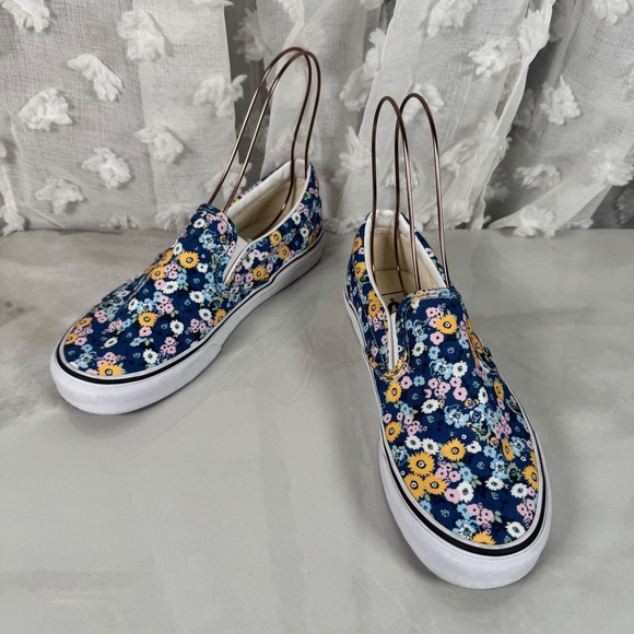Vans Shoes - Vans Blue Floral Slip On Skate Shoes Sneakers Canvas Cottagecore Men 6 Women 7.5